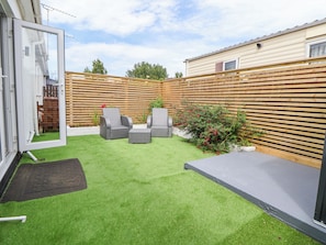 Terrace/patio - 4 Willow Grove - Freehold (Holywell)
