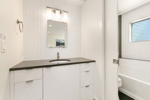 Maison mitoyenne, plusieurs lits, patio, vue montagne (844 Jerome Unit 3) | Salle de bain