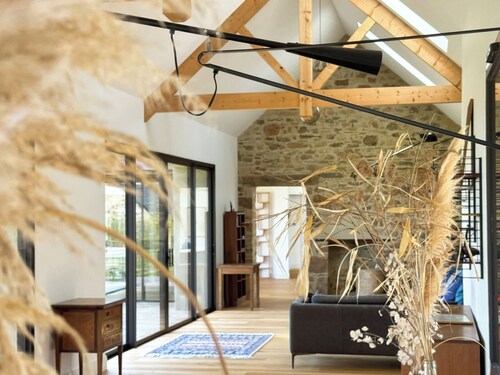 Villa architect sea view beach access on foot 10p