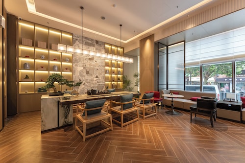 ECHENG Hotel, Jianghan Road Pedestrian Street, Wuhan River Beach