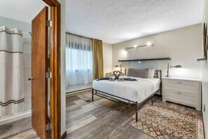 2 室のベッドルーム、WiFi、ベッドシーツ