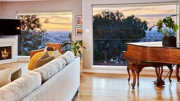 3 bedrooms, Internet