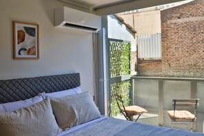 Bügeleisen/Bügelbrett, WLAN, Bettwäsche