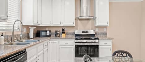 House | 2 bedrooms, Internet