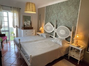 2 chambres, fer et planche Ă repasser, Wi-Fi, draps fournis