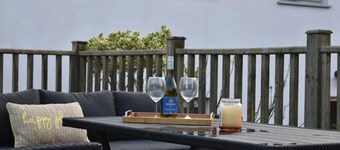 Ty Llaeth - Romantic Hideaway Near Llansteffan