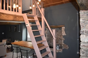 Interior - Ty Llaeth 2-bed Cottage, Sleeps 4, Pet Friendly (Carmarthen)