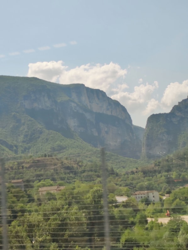 Miscellaneous - 3 bed - Sleeps 6 - Mountain View - Parking - Pets (Rosora)