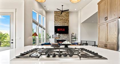 Dark & Sleek 3BR Escape by the Course