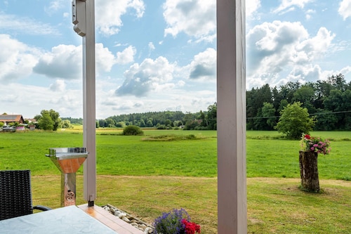 Ferienwohnung 'Mayerhofer 1' mit Privatterrasse, Gemeinschaftsgarten und Wi-Fi