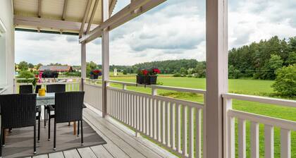 Ferienwohnung 'Mayerhofer 2' mit gemeinsamer Terrasse, gemeinsamem Garten und Wi-Fi