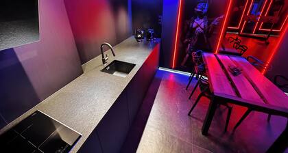 Love Apartment close to national stadium