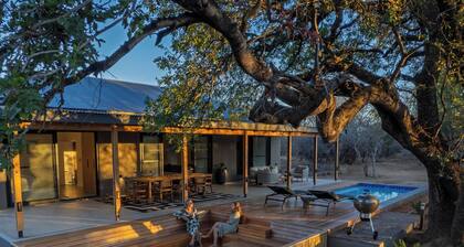 Nomads Den - Safari Villas in Hoedspruit
