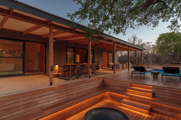 Luxury Villa, 2 Bedrooms, Patio, River View | Terrace/patio - Nomads Den - Safari Villas in Hoedspruit (Hoedspruit)