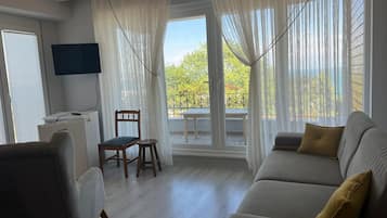 Suite estudio económica, vista al mar | Wifi gratis