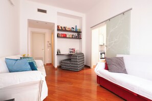 Smart TV, DVD player, books