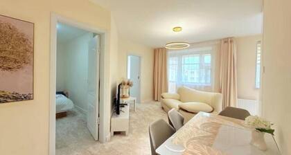 Modern 2BR Next to Dept Store