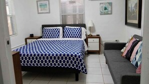 1 bedroom, WiFi (free), bed sheets - 2️⃣ Cozy cabin with WiFi and AC in amazing Miami (Miami)