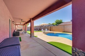 House (3 Bedrooms) | Interior