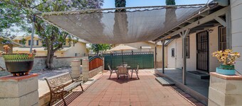 3 Mi to Airport: Pet-friendly Home in Ontario Home