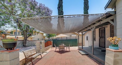 3 Mi to Airport: Pet-friendly Home in Ontario Home