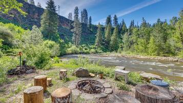 House (3 Bedrooms) | Front of property