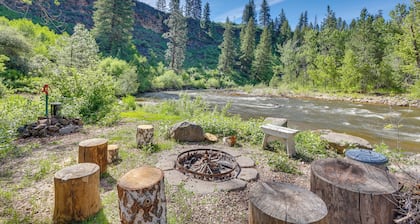 Riverfront & Lake Retreat: 9 Mi to Lucky Peak!