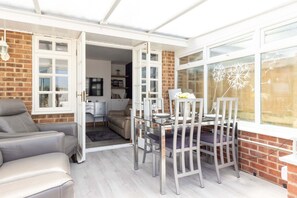 House | 2 bedrooms, Internet