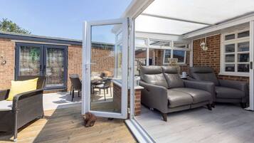 House | 2 bedrooms, Internet