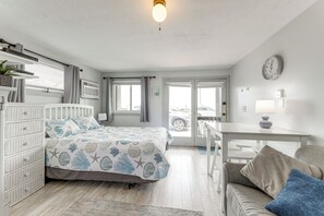 Apartment (0 Bedroom) | Interior