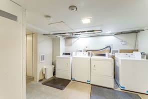 Apartment (0 Bedroom) | Interior - 13 Mi to Portland: Studio on Old Orchard Beach! (Old Orchard Beach)