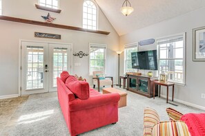 House (1 Bedroom) | Interior