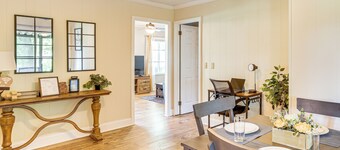 1 Mi to Dtwn Waycross: Home w/ Furnished Porch