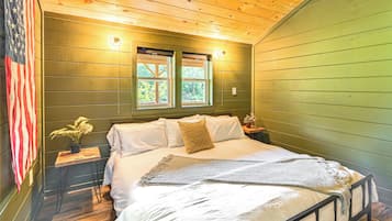 House (1 Bedroom) | Interior