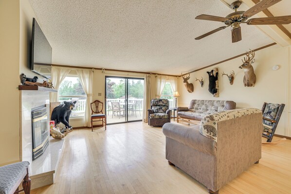 House (3 Bedrooms) | Interior