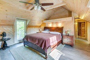 House (5 Bedrooms) | Interior