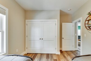 House (3 Bedrooms) | Interior - 1 Mi to Lake Hartwell: Updated Retreat w/ Patio! (Anderson)