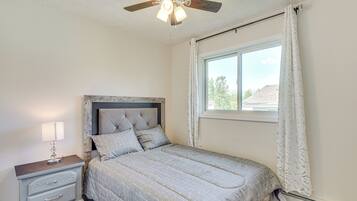 Apartment (1 Bedroom) | Interior