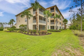 Apartment (2 Bedrooms) | Bahagian dalam