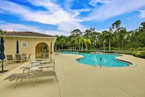 Apartment (2 Bedrooms) | Bahagian dalam