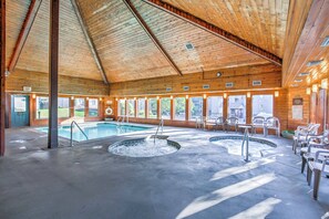 Interior - 2 Mi to Ober Mountain: Cozy Retreat w/ Balcony (Gatlinburg)