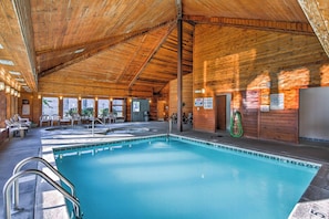 Interior - 2 Mi to Ober Mountain: Cozy Retreat w/ Balcony (Gatlinburg)