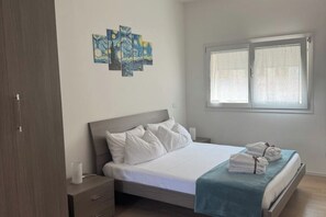 2 bedrooms, iron/ironing board, travel crib, free WiFi