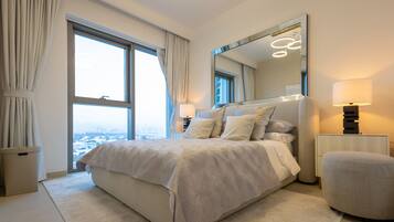 2 bedrooms, in-room safe, iron/ironing board, free WiFi