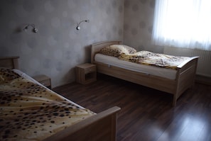 2 Schlafzimmer, Bügeleisen/Bügelbrett, WLAN, Bettwäsche