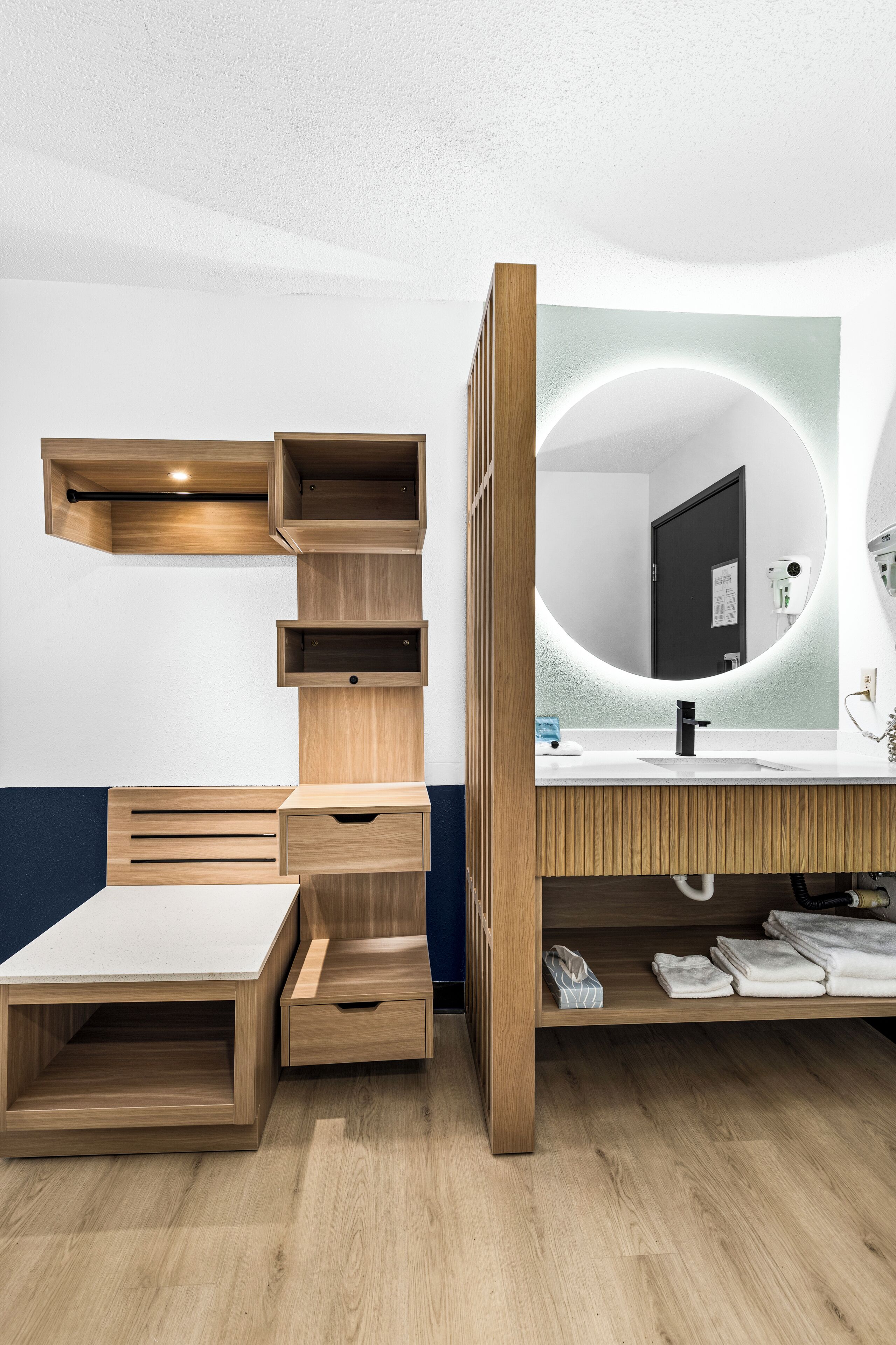 Combined shower/bathtub, hair dryer, towels, soap