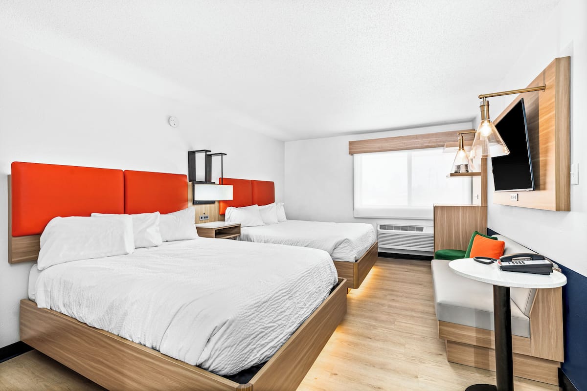 Verduisterende gordijnen, een strijkplank/strijkijzer, gratis wifi