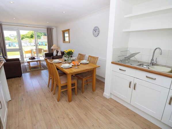 Dining - Cape 14 (Yarmouth)