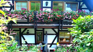 DĂ©tail de lâextĂ©rieur