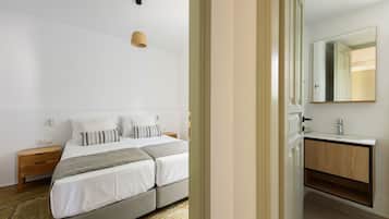 Apartamento superluxo, vista para a cidade | Cofres nos quartos, cortinas blackout, Wi-Fi de cortesia